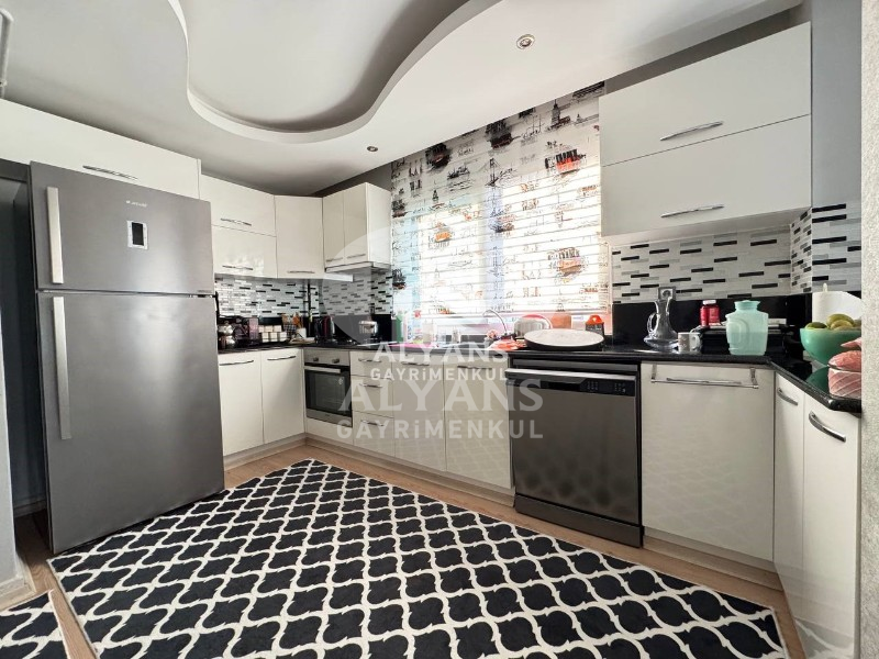 ALYANS'TAN SOLİ CENTER CİVARI GENİŞ m2'DE LÜKS İSKANLI 3+1
