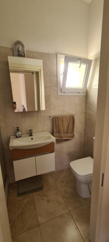 Lefkoşa Yenikent Bölgesinde SATILIK 4+2 VİLLA