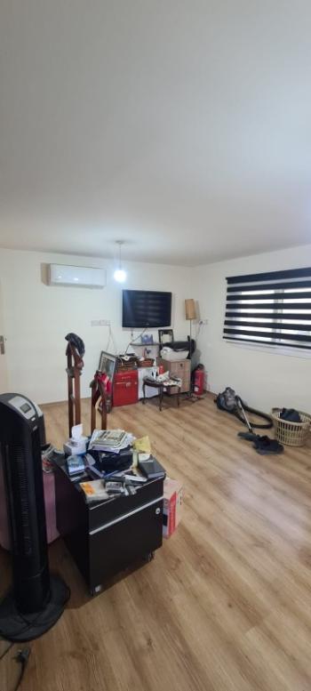 Lefkoşa Yenikent Bölgesinde SATILIK 4+2 VİLLA