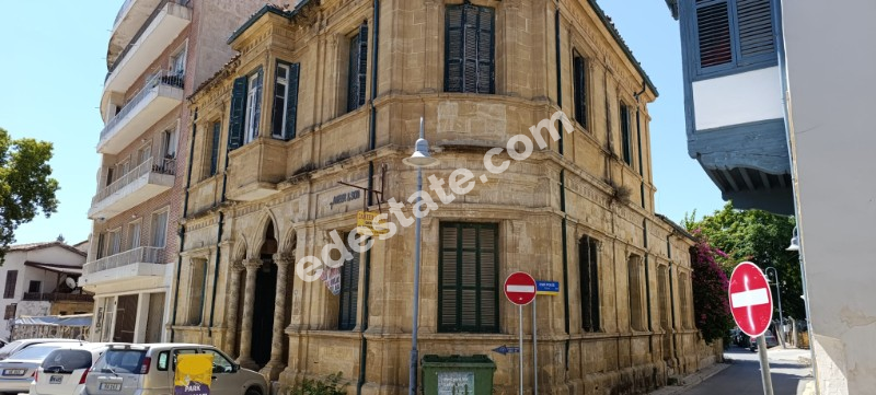Lefkoşa Surlariçi Bölgesinde SATILIK 8+1 KONAK
