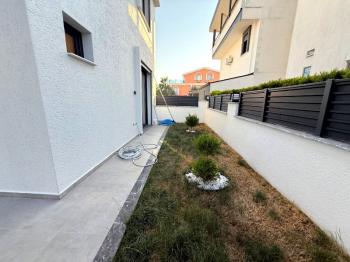 Didim'de Altınkum Sahiline Yakın Yazlık