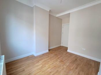 KIZILTOPRAK SAHİL TARAFINDA YENİ LÜKS BİNADA 3+1 KİRALIK DAİRE