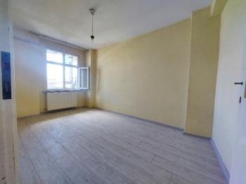 WEN BERKAN GÜLER'DEN GAZİOSMANPAŞA  KARAYOLLARI MAH'DA 2+1 90m2 1. KAT