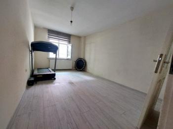 WEN BERKAN GÜLER'DEN GAZİOSMANPAŞA  KARAYOLLARI MAH'DA 2+1 90m2 1. KAT
