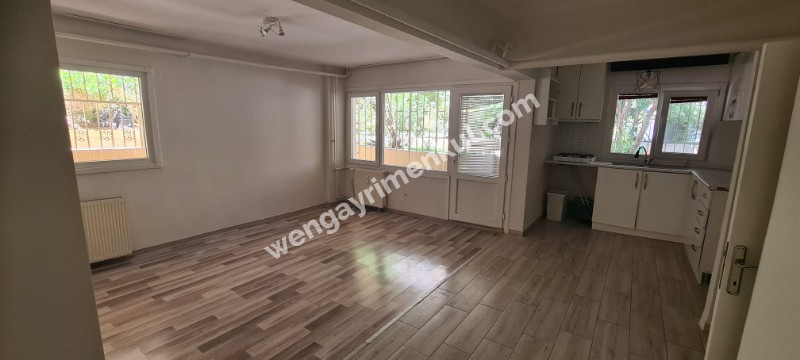 ACIBADEM ÇESAN SİTESİ BAHÇE KATI SATILIK 2+1