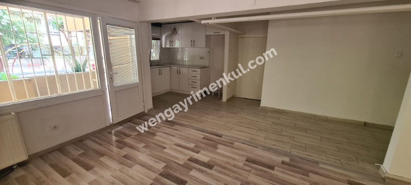 ACIBADEM ÇESAN SİTESİ BAHÇE KATI SATILIK 2+1