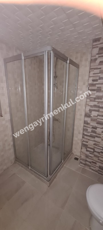 ACIBADEM ÇESAN SİTESİ BAHÇE KATI SATILIK 2+1
