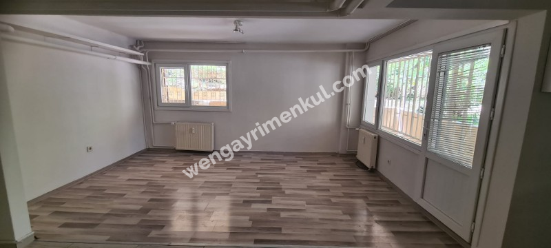 ACIBADEM ÇESAN SİTESİ BAHÇE KATI SATILIK 2+1