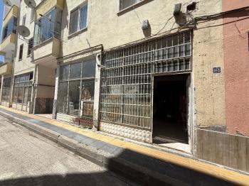 GÜVENAY – ÇORUM KULAKSIZ CAMİ KARŞISI – 63 M² SATILIK DEPO