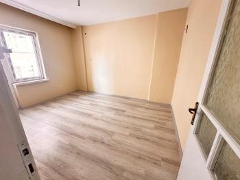 GÜVENAY – ÇORUM BUHARAEVLER – PERŞEMBE PAZARI YAKINI – SATILIK ARA KAT 3+1 DAİRE