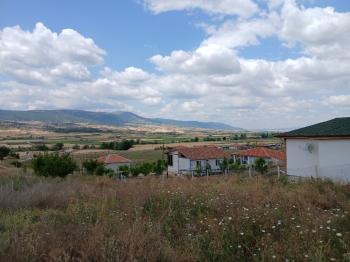 GÜVENAY - ÇORUM CEMİLBEY YOLU ÜZERİ ANAYOL YANI SATILIK BAHÇE 