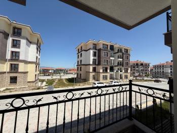 GÜVENAY- ÇORUM YENİ TOKİ'DE 2+1 ARA KAT KİRALIK DAİRE