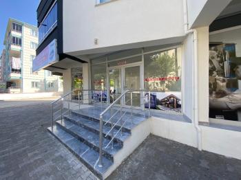 Güvenay - Çorum Gülabibey Polis Lojmanları Karşısı 90 M² Satılık Dükkan