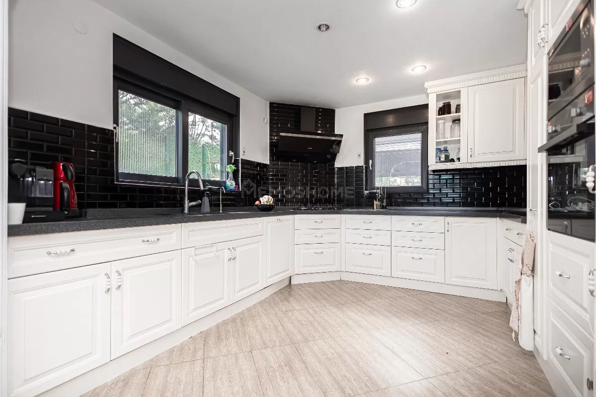 Gorgeous Private Villa In Kargicak