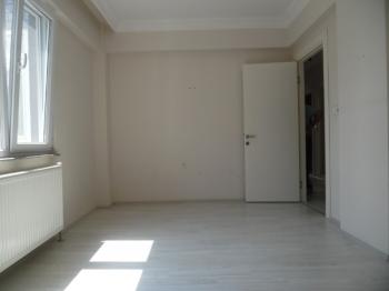 ALİ KAYAN OKULU YAKININDA 2+1 ARAKAT SATILIK DAİRE 