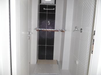 ALİ KAYAN OKULU YAKININDA 2+1 ARAKAT SATILIK DAİRE 