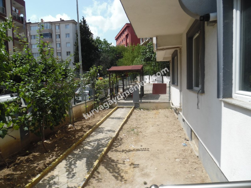 ALİ KAYAN OKULU YAKININDA 2+1 ARAKAT SATILIK DAİRE 