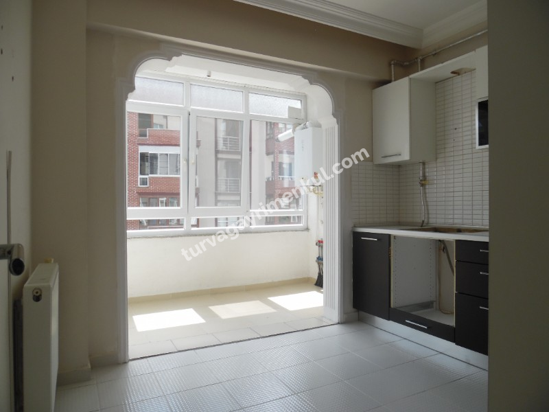 ALİ KAYAN OKULU YAKININDA 2+1 ARAKAT SATILIK DAİRE 