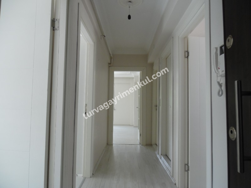 ALİ KAYAN OKULU YAKININDA 2+1 ARAKAT SATILIK DAİRE 