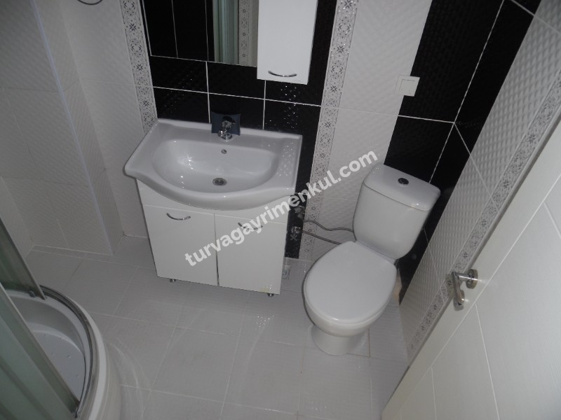 ALİ KAYAN OKULU YAKININDA 2+1 ARAKAT SATILIK DAİRE 