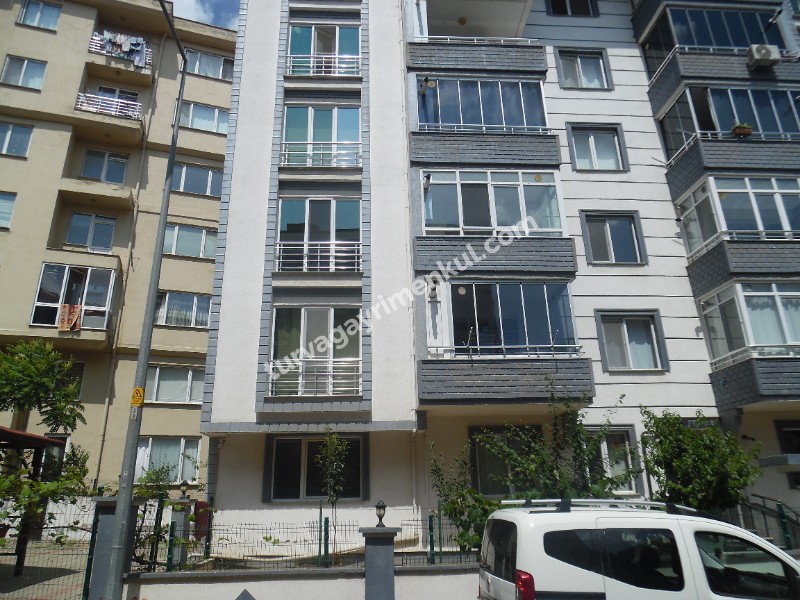 ALİ KAYAN OKULU YAKININDA 2+1 ARAKAT SATILIK DAİRE 