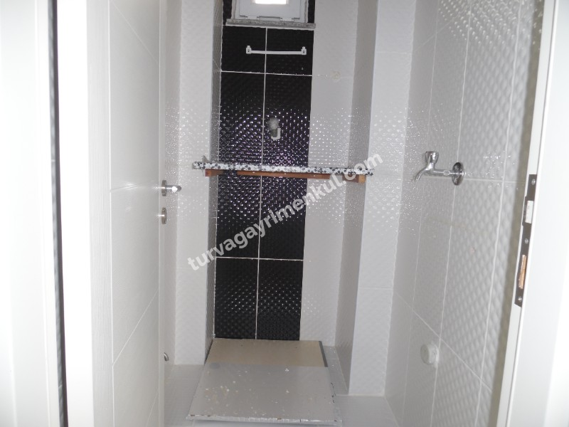 ALİ KAYAN OKULU YAKININDA 2+1 ARAKAT SATILIK DAİRE 