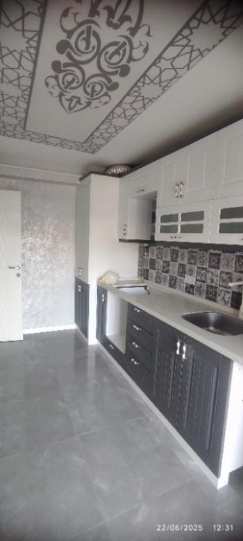 Antre Emlak'tan Kiralık Bahar Mahallesinde Bozyaka Hastanesi yanı 3+1,Doğalgazlı Asansörlü Ebeveyn Banyolu Yeni Daire
