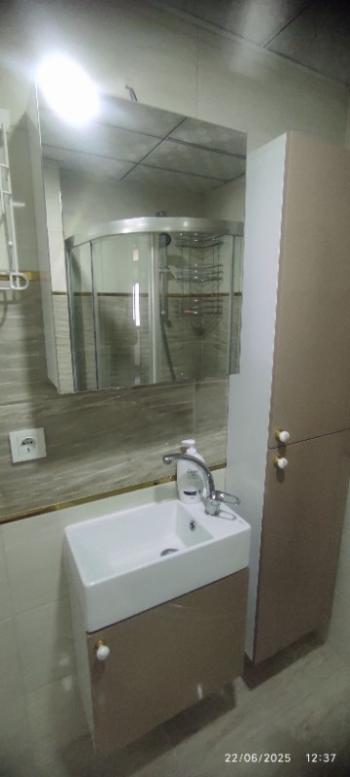 Antre Emlak'tan Kiralık Bahar Mahallesinde Bozyaka Hastanesi yanı 3+1,Doğalgazlı Asansörlü Ebeveyn Banyolu Yeni Daire