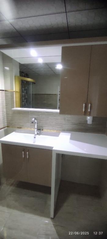 Antre Emlak'tan Kiralık Bahar Mahallesinde Bozyaka Hastanesi yanı 3+1,Doğalgazlı Asansörlü Ebeveyn Banyolu Yeni Daire