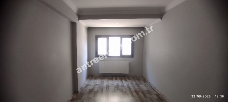 Antre Emlak'tan Kiralık Bahar Mahallesinde Bozyaka Hastanesi yanı 3+1,Doğalgazlı Asansörlü Ebeveyn Banyolu Yeni  Daire