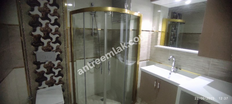 Antre Emlak'tan Kiralık Bahar Mahallesinde Bozyaka Hastanesi yanı 3+1,Doğalgazlı Asansörlü Ebeveyn Banyolu Yeni  Daire