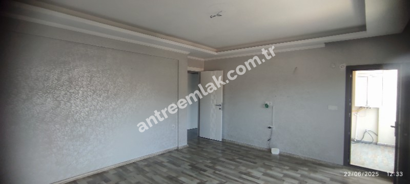 Antre Emlak'tan Kiralık Bahar Mahallesinde Bozyaka Hastanesi yanı 3+1,Doğalgazlı Asansörlü Ebeveyn Banyolu Yeni  Daire