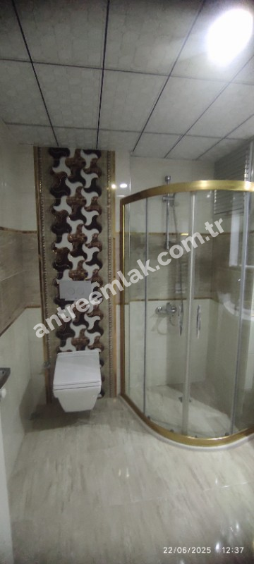 Antre Emlak'tan Kiralık Bahar Mahallesinde Bozyaka Hastanesi yanı 3+1,Doğalgazlı Asansörlü Ebeveyn Banyolu Yeni  Daire