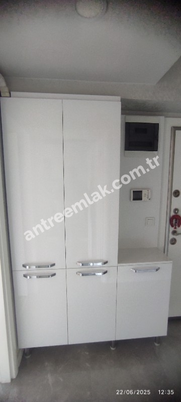 Antre Emlak'tan Kiralık Bahar Mahallesinde Bozyaka Hastanesi yanı 3+1,Doğalgazlı Asansörlü Ebeveyn Banyolu Yeni  Daire