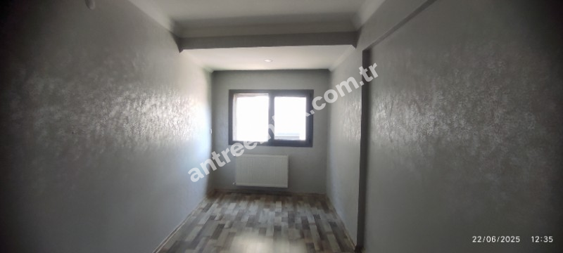 Antre Emlak'tan Kiralık Bahar Mahallesinde Bozyaka Hastanesi yanı 3+1,Doğalgazlı Asansörlü Ebeveyn Banyolu Yeni  Daire