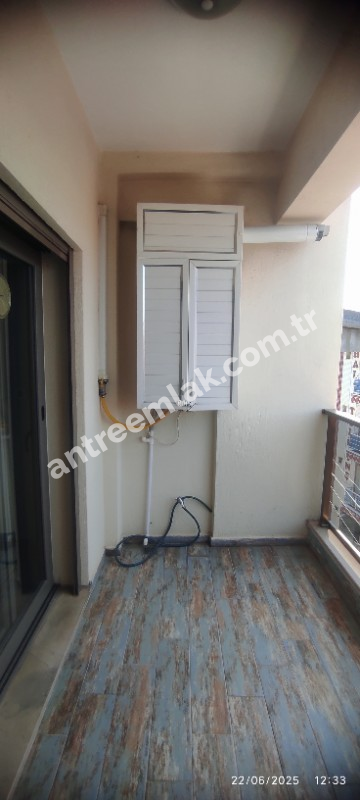 Antre Emlak'tan Kiralık Bahar Mahallesinde Bozyaka Hastanesi yanı 3+1,Doğalgazlı Asansörlü Ebeveyn Banyolu Yeni  Daire