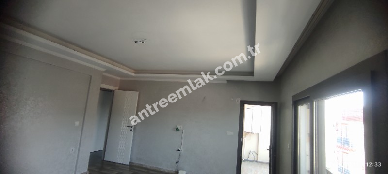 Antre Emlak'tan Kiralık Bahar Mahallesinde Bozyaka Hastanesi yanı 3+1,Doğalgazlı Asansörlü Ebeveyn Banyolu Yeni  Daire