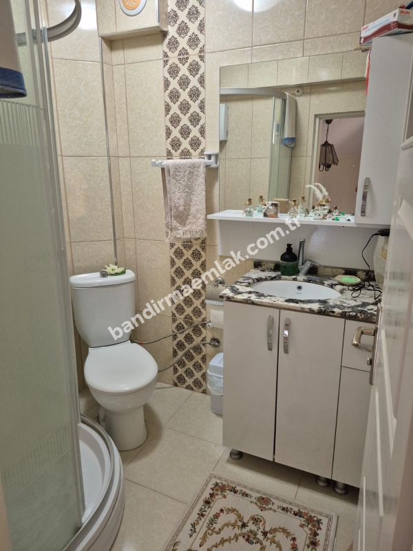 Balıkesir  Bandırma Şirinçavuş Mahallesi’nde Denize 100 Metre Mesafede Satılık 3+1 Villa