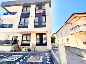 GÜVENAY – ÇORUM BAHÇELİEVLER HACI BEKTAŞ ALTI – SATILIK SIFIR 1+1 ARA KAT DAİRE