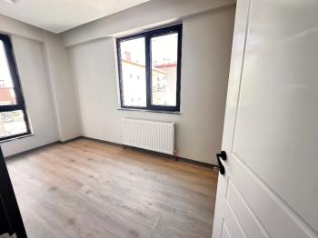 GÜVENAY – ÇORUM BAHÇELİEVLER HACI BEKTAŞ ALTI – SATILIK SIFIR 1+1 ARA KAT DAİRE