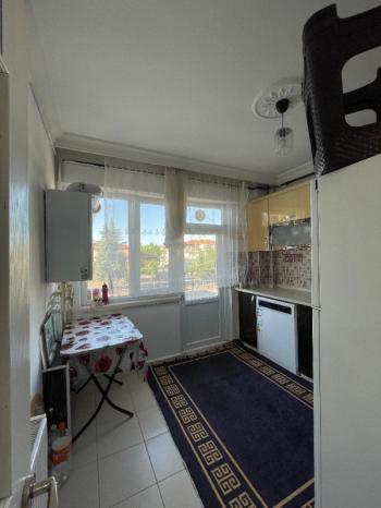 AFYON ÜÇOK EMLAKTAN ! FATİH TE FIRSAT 3+1 ARAKAT KUPON DAİRE