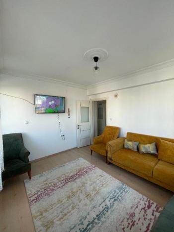AFYON ÜÇOK EMLAKTAN ! FATİH TE FIRSAT 3+1 ARAKAT KUPON DAİRE