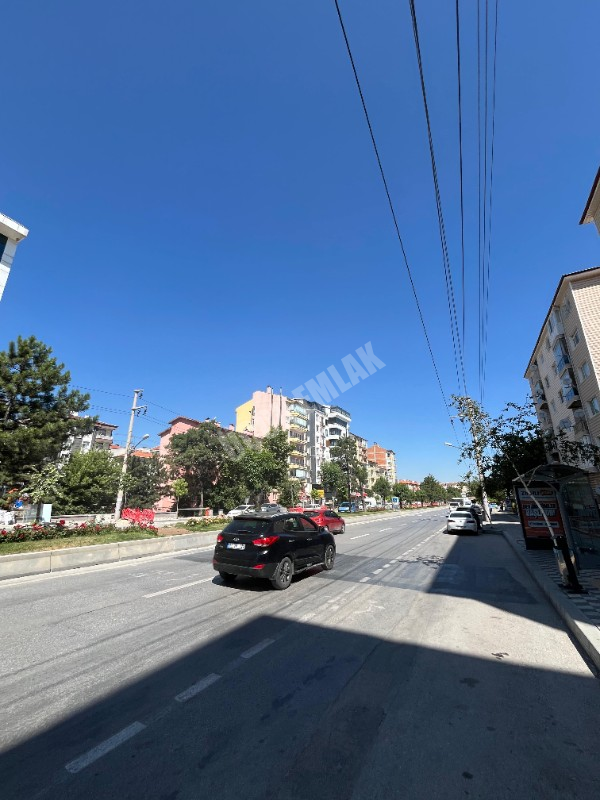 AFYON ÜÇOK EMLAKTAN ÖRENEKEVLER MAH SATILIK 3+1 ARAKAT DAİRE