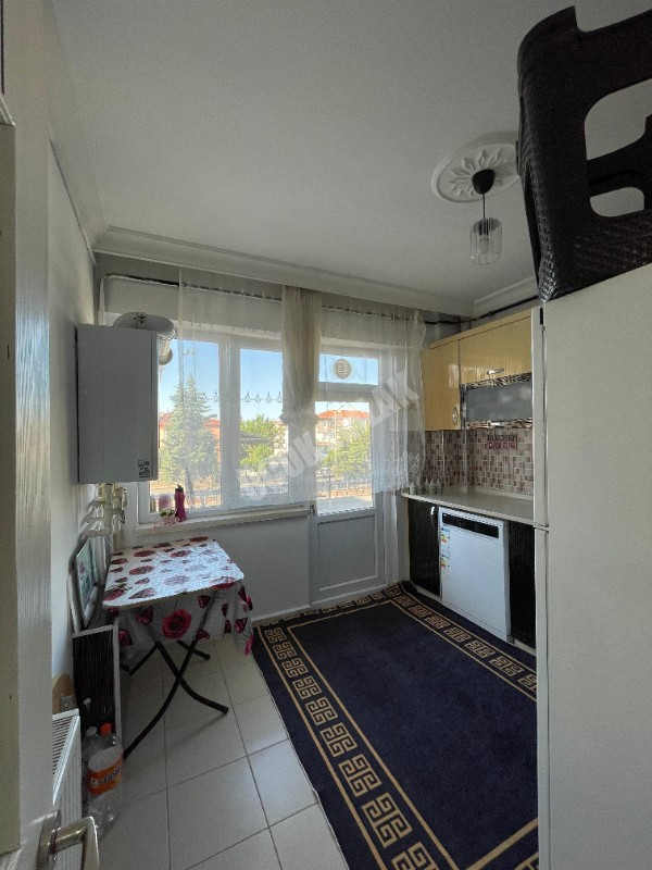 AFYON ÜÇOK EMLAKTAN ! FATİH TE FIRSAT 3+1 ARAKAT KUPON DAİRE