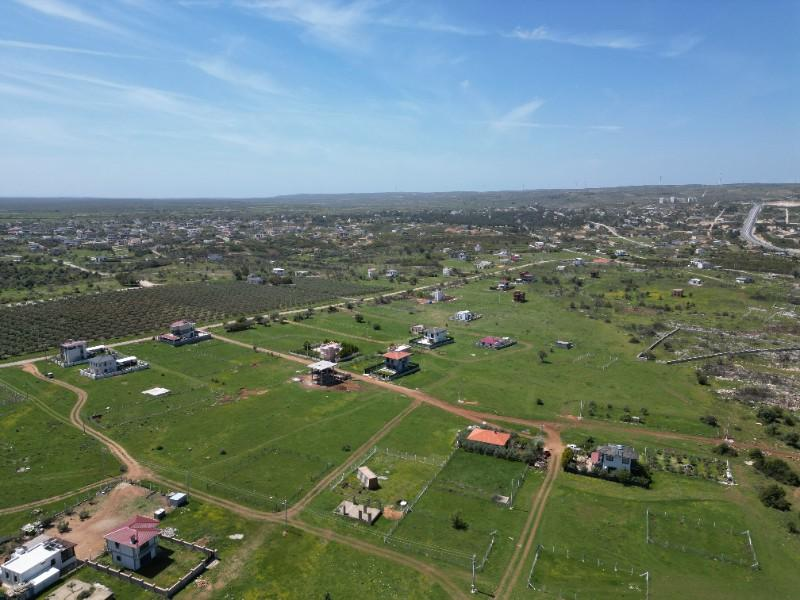 MÜSTAKİL İMARLI KÖŞE ARSA  606m2 KONUT İMARLI ARSA: