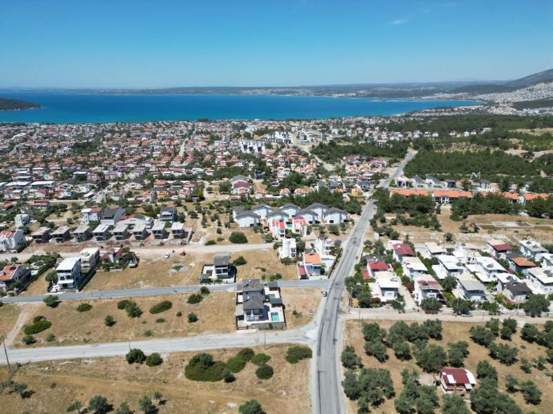 DİDİM de DENİZE 850mt 300m2 VİLLA ARSASI