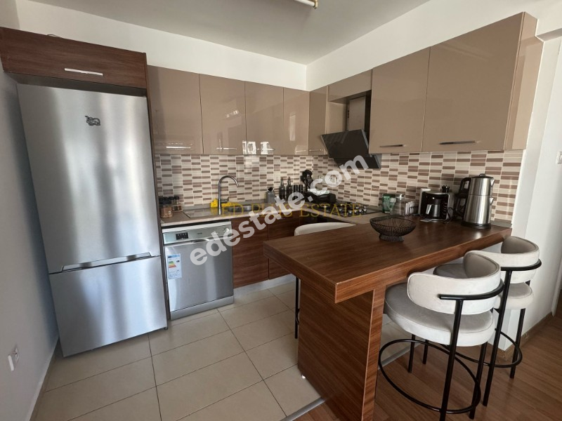 Girne Emtan Towers'da Deniz Manzaralı Full YENİ Eşyalı 2+1 YENİ Daire