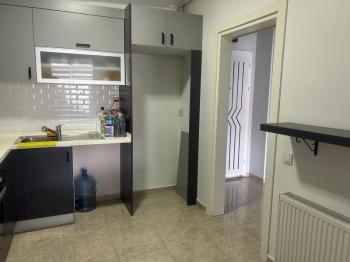 KARTAL YAKACIK HÜRRİYET SİTE İÇİ HAVUZLU KAPALI OTOPARKLI SATILIK LÜKS DAİRE