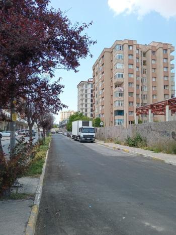 BEYLİKDÜZÜ LAVENDER EVLERİ 3+1 YERDEN ISITMALI LÜKS DAİRE