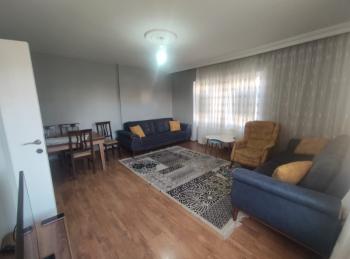Ümraniye Mehmet Akif Mahallesi'nde Merkezi Konumda Kiralık 3+1 Site Dairesi